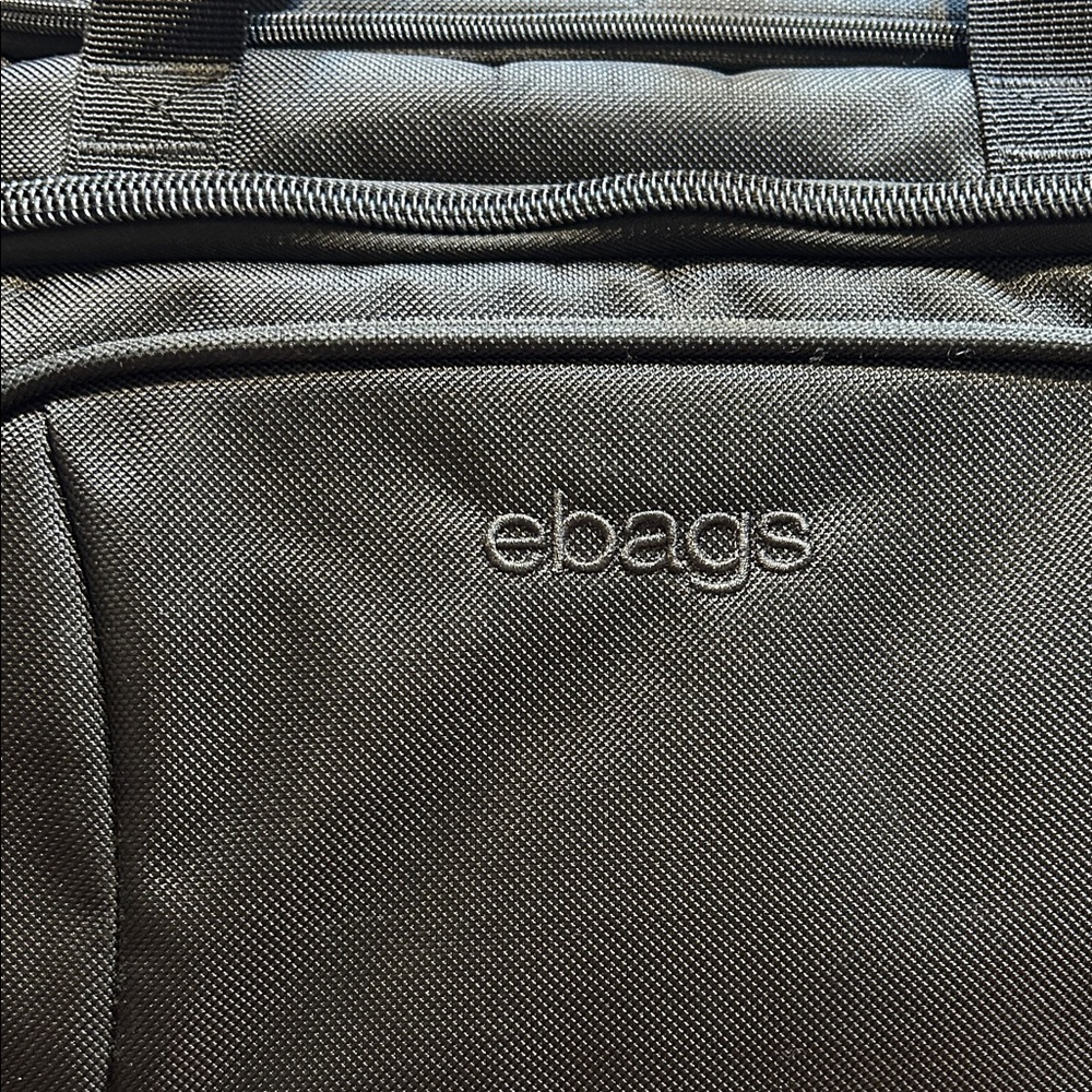 eBags Black Lunch Flight Crew Cooler Bag - Picture 2 of 4
